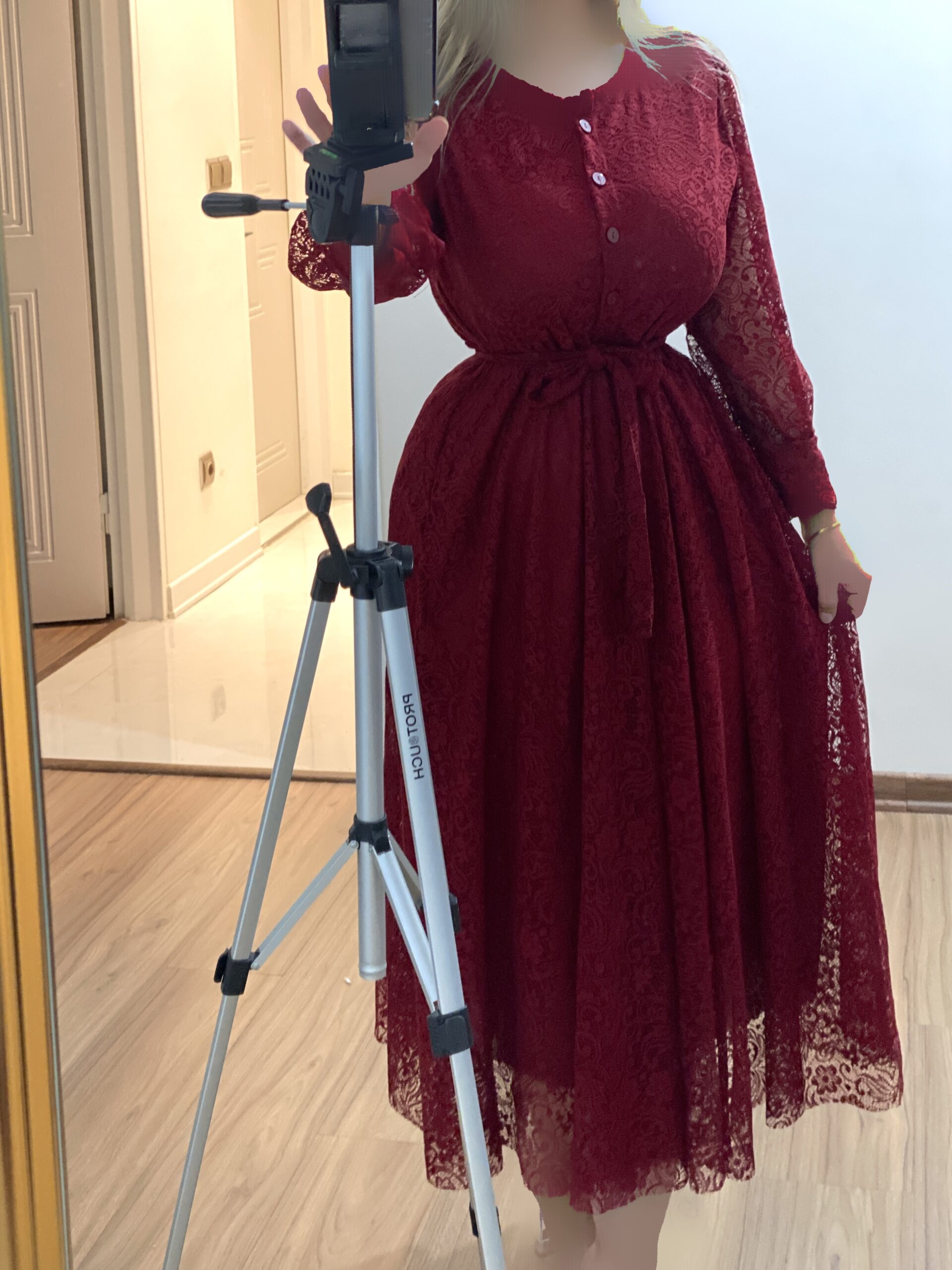 7F8DC9C8-F693-400F-8221-5A45DEF9BADF